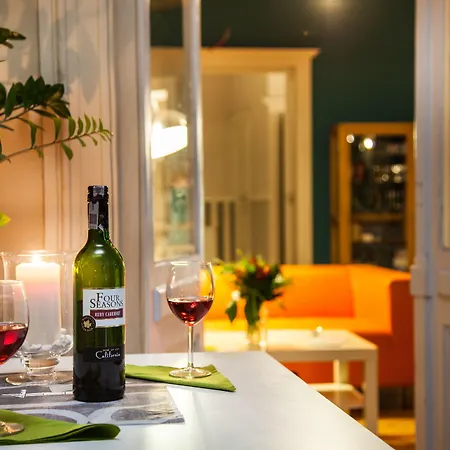 Blooms Boutique By Friendly Hostel