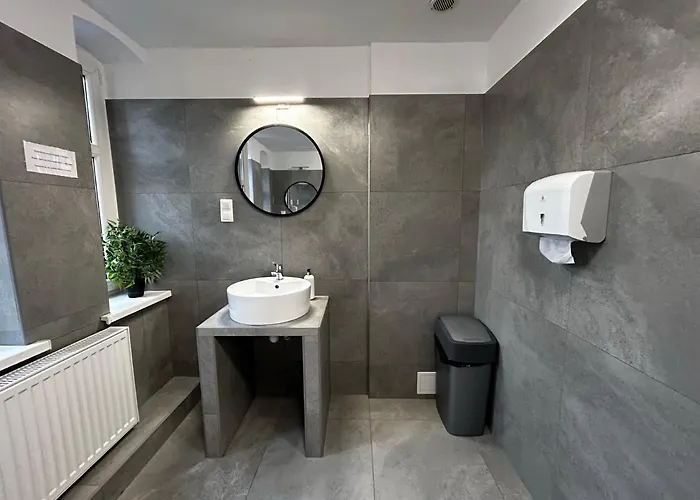 Blooms Boutique By Friendly Ostello Poznań