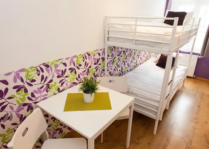 Blooms Boutique By Friendly Ostello