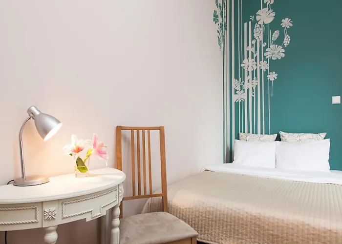 Ostello Blooms Boutique By Friendly