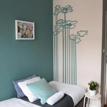 Хостел Blooms Boutique By Friendly *