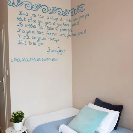 Blooms Boutique By Friendly Vandrarhem *