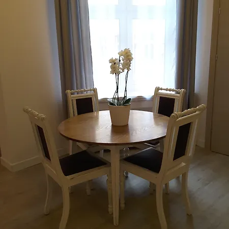 Blooms Boutique By Friendly Ostello Poznań