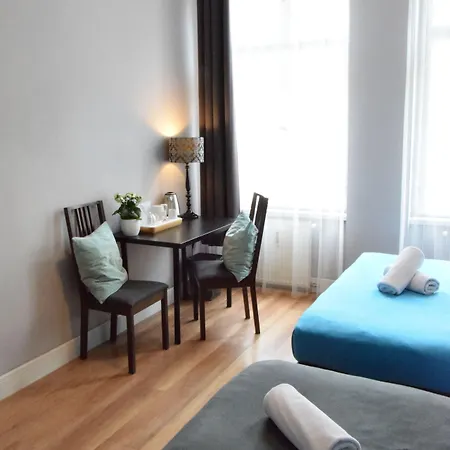 Blooms Boutique By Friendly Hostal