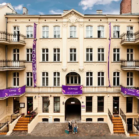 Blooms Boutique By Friendly Hostal *