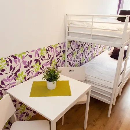Blooms Boutique Hostel