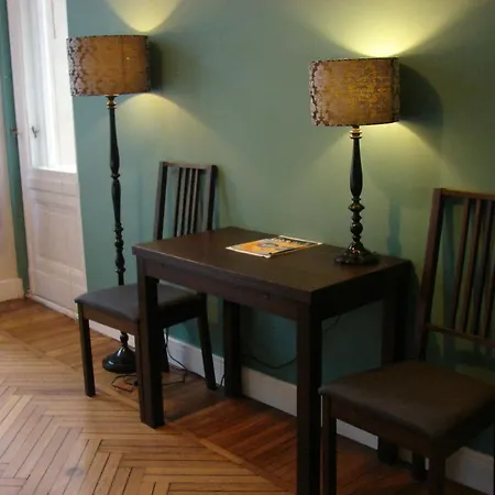 Blooms Boutique Hostel