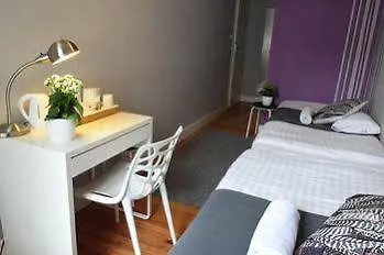 Blooms Boutique Hostel *
