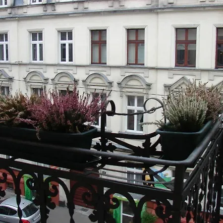 Hostel Blooms Boutique Poznań