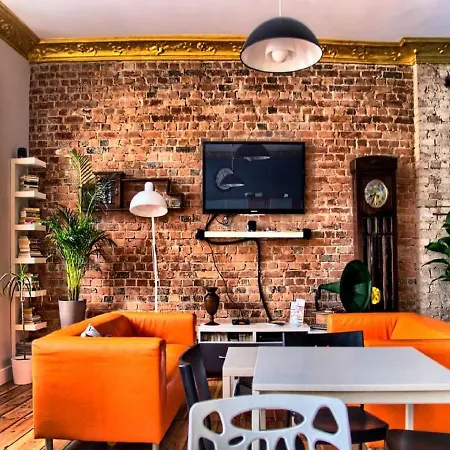 Blooms Boutique Hostel