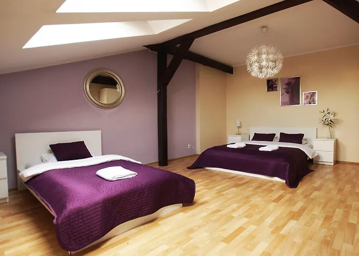 Blooms Boutique By Friendly 호스텔 *