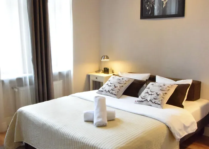 호스텔 Blooms Boutique By Friendly *