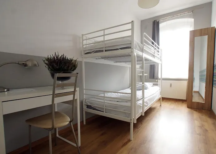 호스텔 Blooms Boutique By Friendly