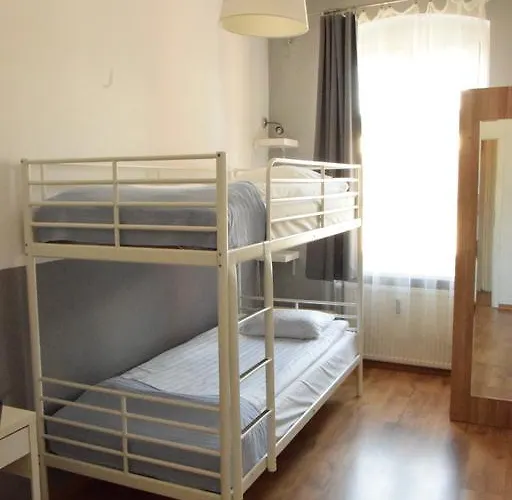 Blooms Boutique By Friendly 호스텔 *